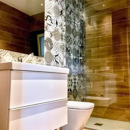 Doma Etxea Donostia-san Sebastian Ess02683 * Сан-Себастьян
